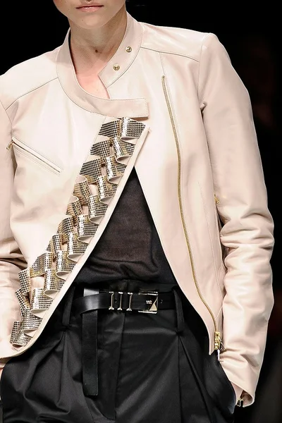 Look 23